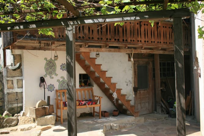 mon four sera à l'intérieur de ce local Content