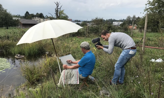 Für die Naturzentrums-Ausstellung sind wir momentan am Filmen von Pfäffikersee-Kennern – hier der Kunstmaler Ueli Rybi. Content