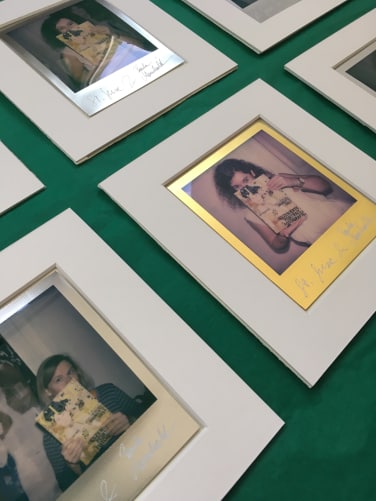 Polaroidserie «We Make It!» wird verpackt ... Content