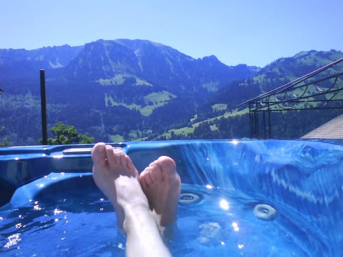 Geniesst den Blick vom Whirlpool! Content
