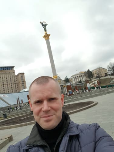 Maidan; place where new hope was set. Content