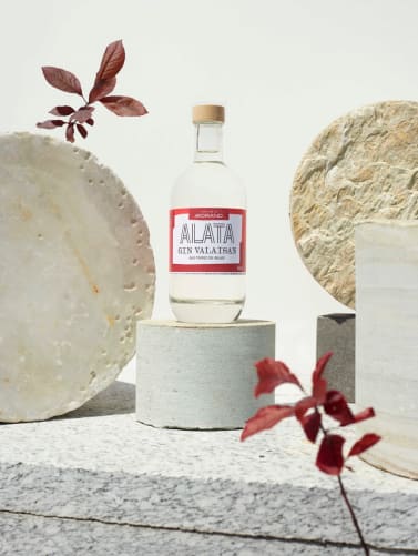 ALATA x Morand — Der Walliser Gin