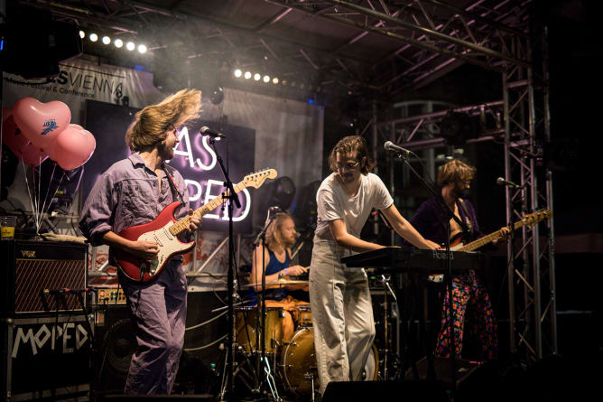 Das Moped @ Waves Festival 2019 © Alexander Galler