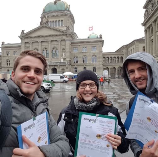 Unterschriftensammlung in Bern