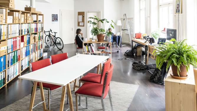 Einblick ins Büro