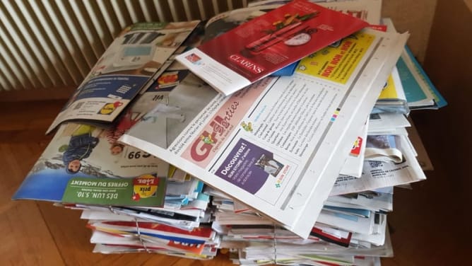 La pub papier dans nos boîtes à lettre genevoises Content