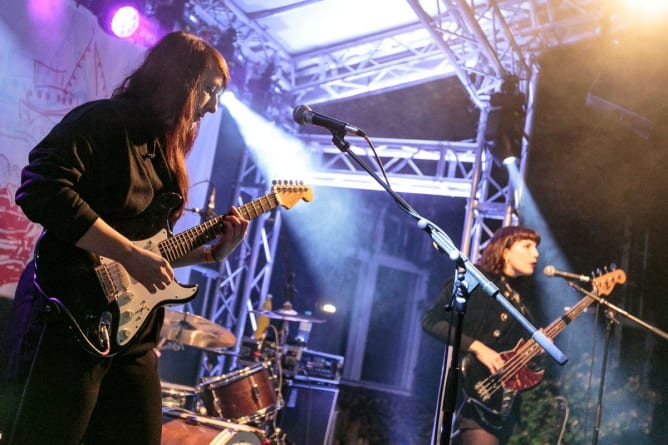 DIVES @ Waves Festival 2019 © Patrick Münnich