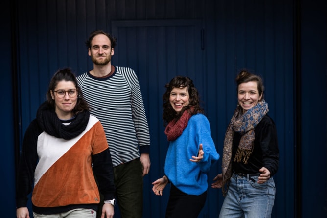 von links nach rechts: Minka, Adrian, Anina, Lea (Foto: Regina Jäger)