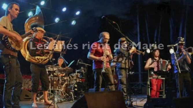 Les ânes rient de Marie : sortie CD