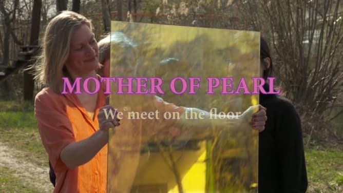 &laquo;Mother Of Pearl&raquo;