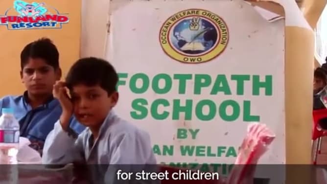 Footpath school Karachi