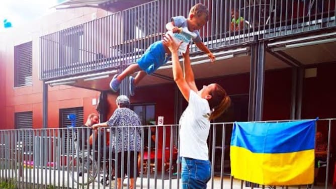 We give start in new on-line profession for Ukrainian Refugees
