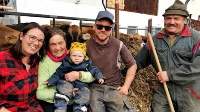 Crowdfunding Stallbau Schorta Lü