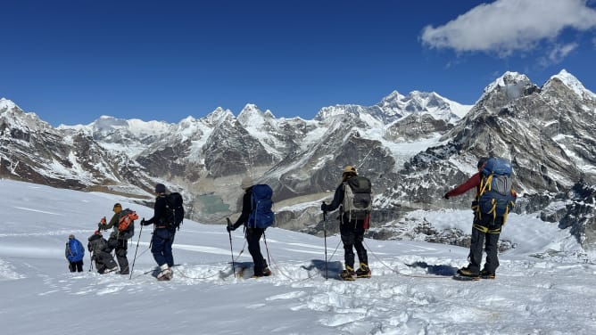 Mera Peak Clean Trails