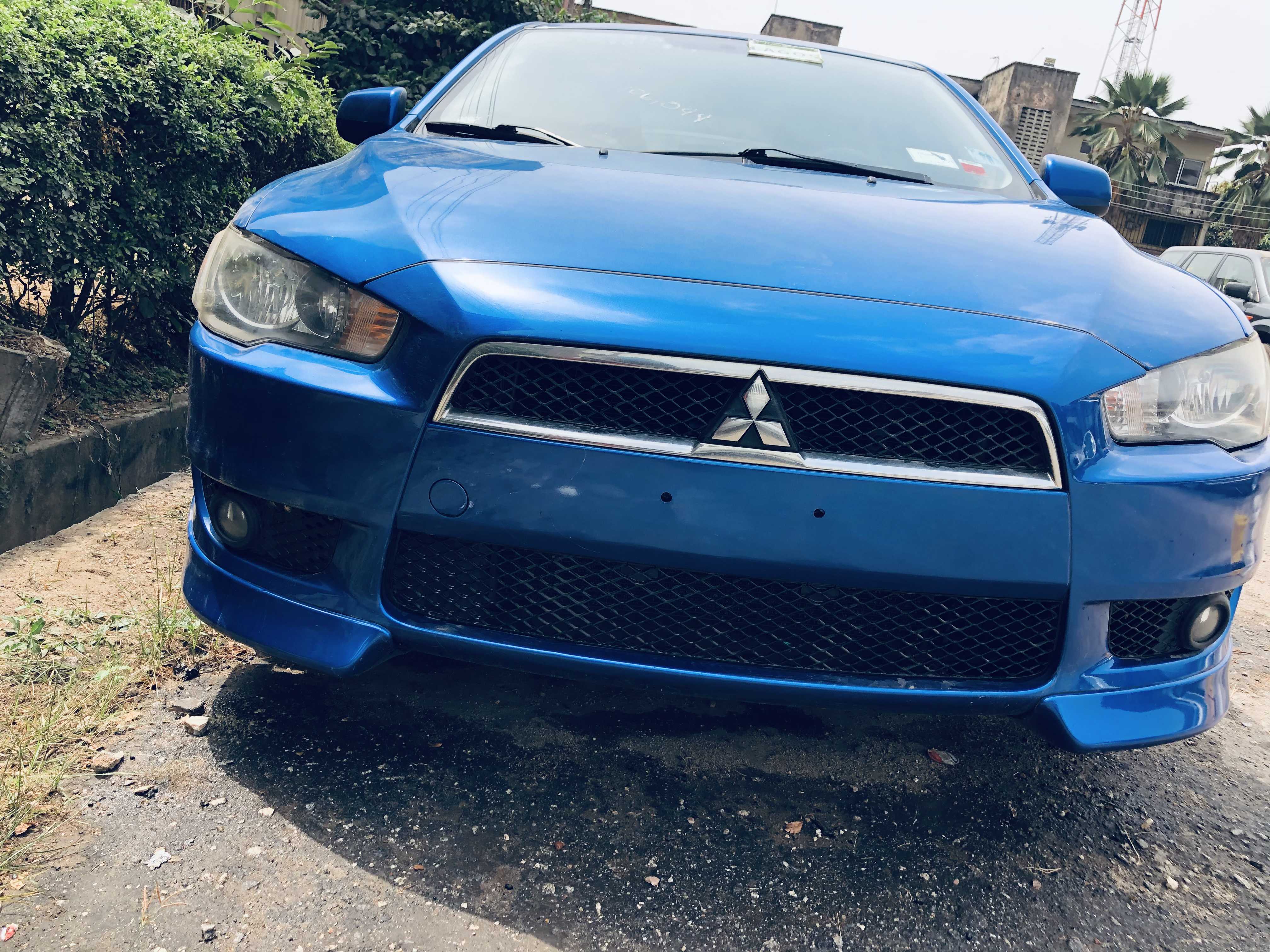Mitsubishi Lancer