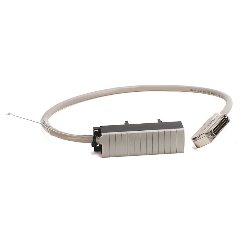 A-B Rockwell  1492-ACable005YF Analog Cable Connection Products