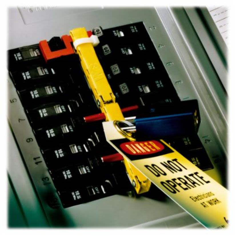 3M 7100033929 PS-1009 Lockout System