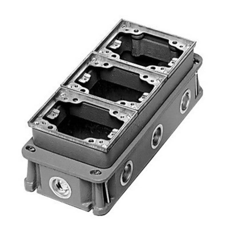 Hubbell Wiring Device-Kellems BA433361 Deep Version Fully Adjustable Standard Concrete Floor Box With Aluminum Flange, Cast Iron, 34.8 cu-in/Gang Capacity, 3 Gangs, 8 Knockouts, 4.9 in L x 11.41 in W x 3.38 in H
