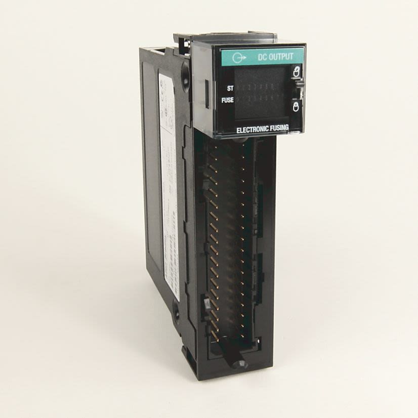 A-B Rockwell 1756-OB8EI ControlLogix 8 Point D/O Module