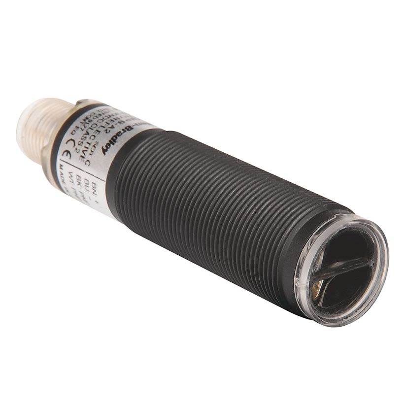 A-B Rockwell 42CA-D1MPAE-D4 18 mm Cylindrical Sensor