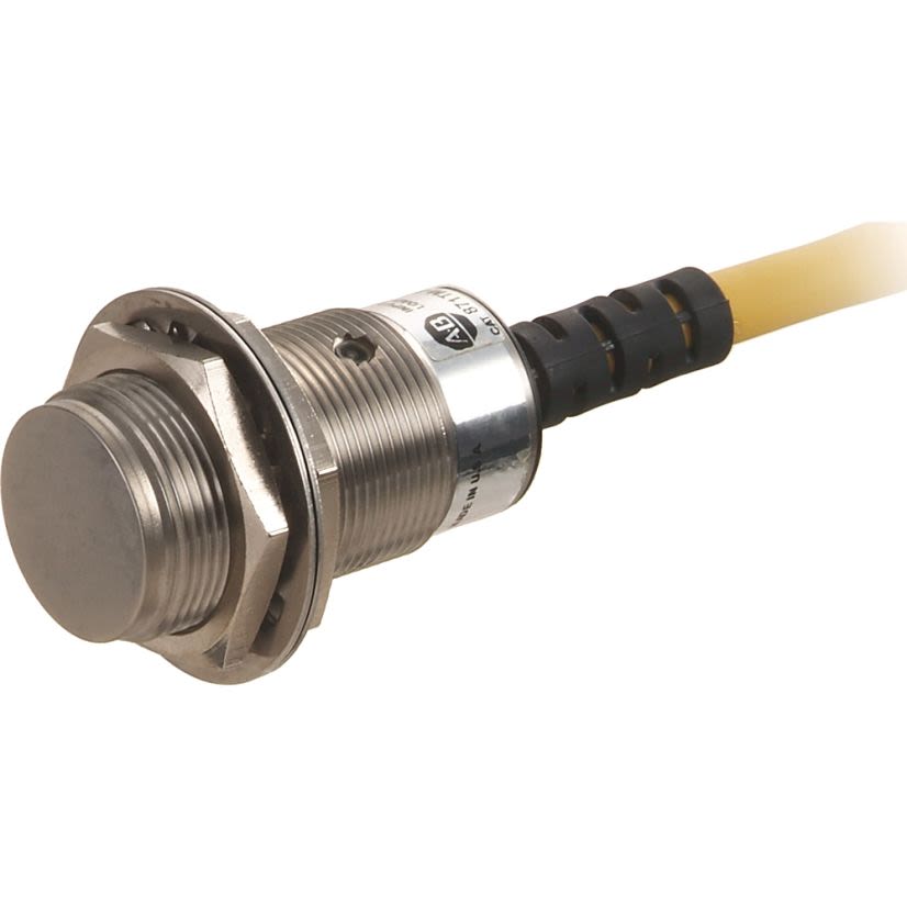 A-B Rockwell 871TM-B5N18-H2 Metal Face Inductive Sensor