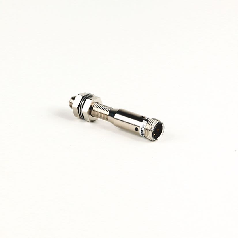 A-B Rockwell  872C-M3NP8-D4 Inductive Prox Sensor