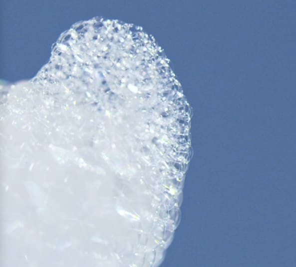 Sans matières controversées