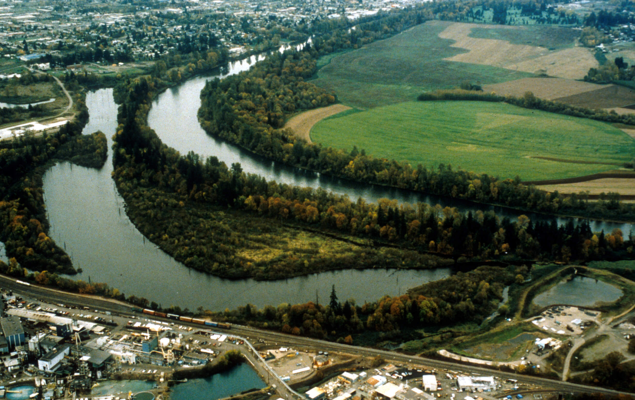 Willamette River First and Second lake