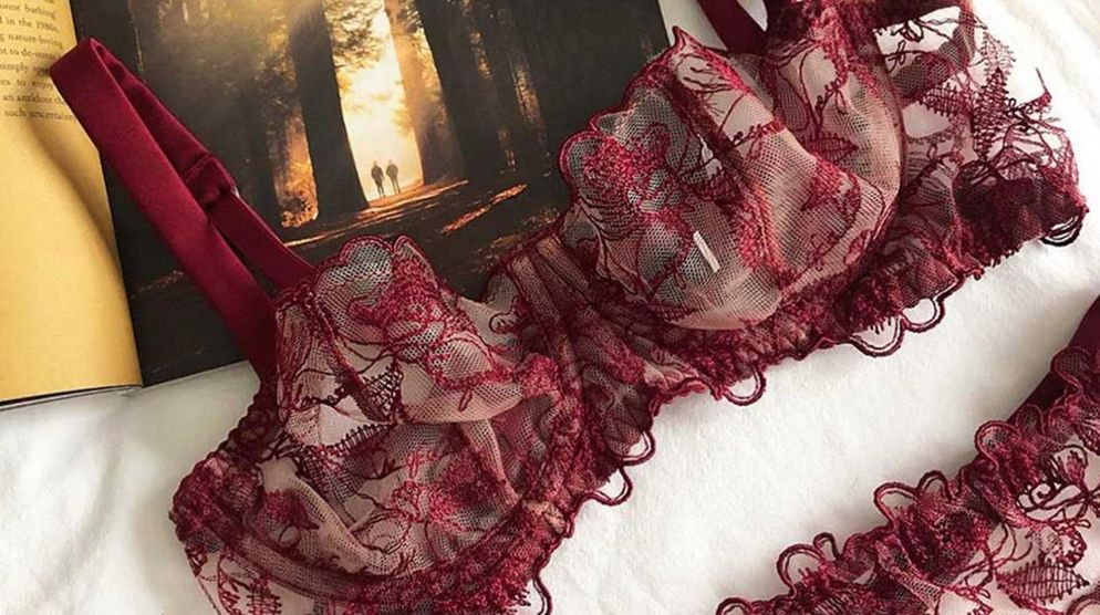 Virtual Lingerie Fitting Virtual Lingerie Fitting