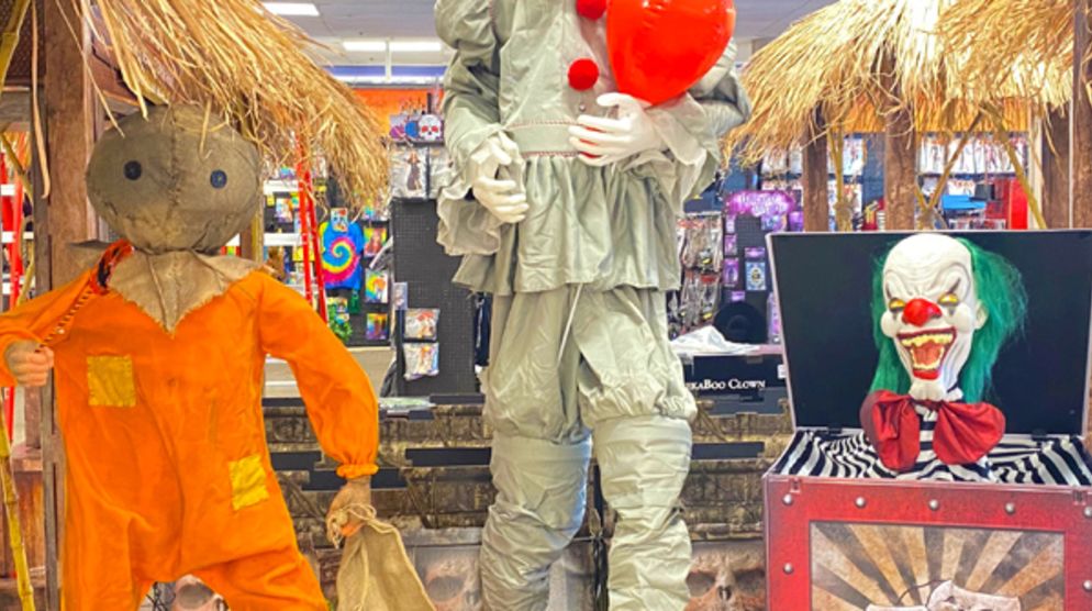 NOW OPEN: Spirit Halloween NOW OPEN: Spirit Halloween