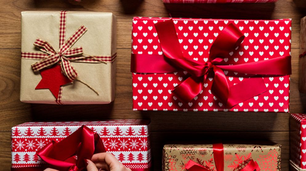 Holiday Gift Wrapping Service Holiday Gift Wrapping Service