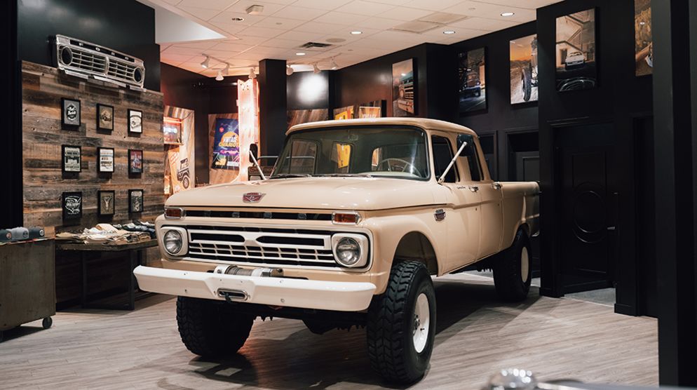 NOW OPEN: Vintage Chariots NOW OPEN: Vintage Chariots