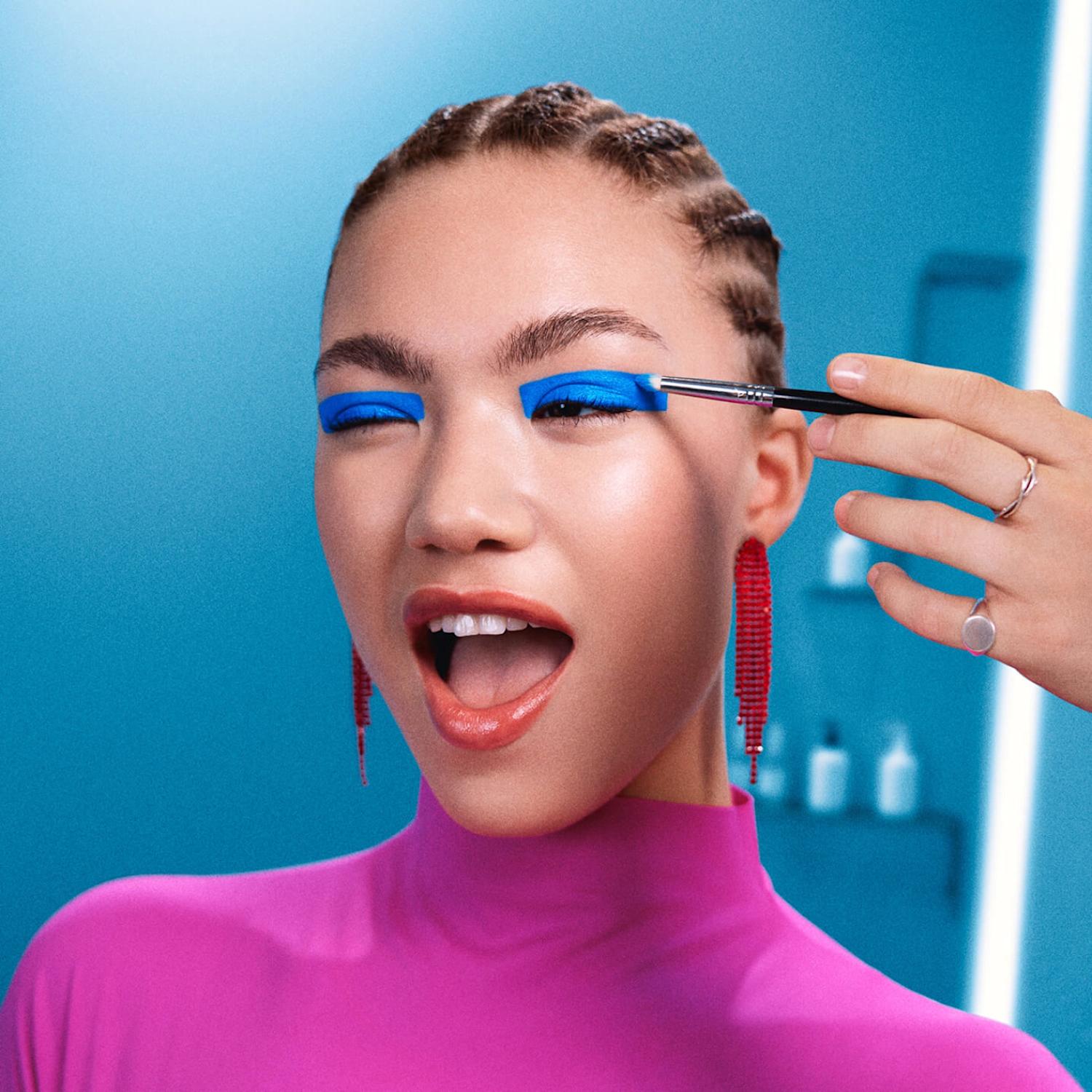 NOV OTEV EN PRODEJNY VA ICH OBL BEN CH ZNA EK P IN EJ TRENDY NA DOSAH