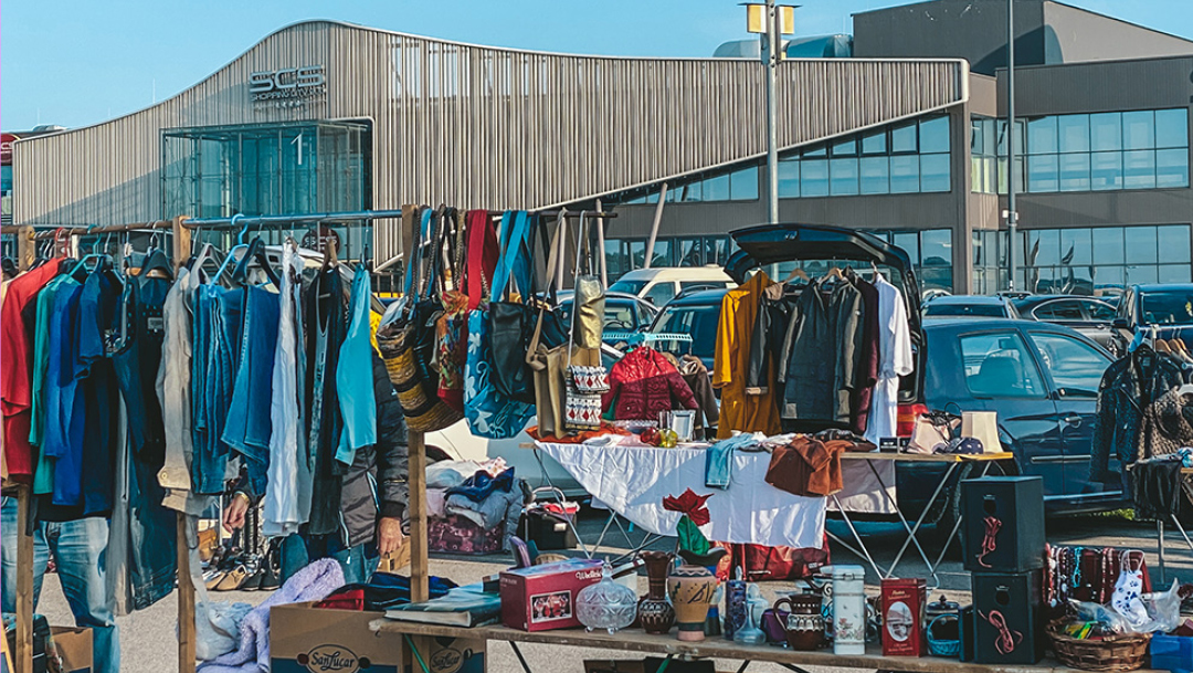 SCS Flohmarkt: 100% Wiederverwertung + 100 % Umweltschutz SCS Flohmarkt: 100% Wiederverwertung + 100 % Umweltschutz