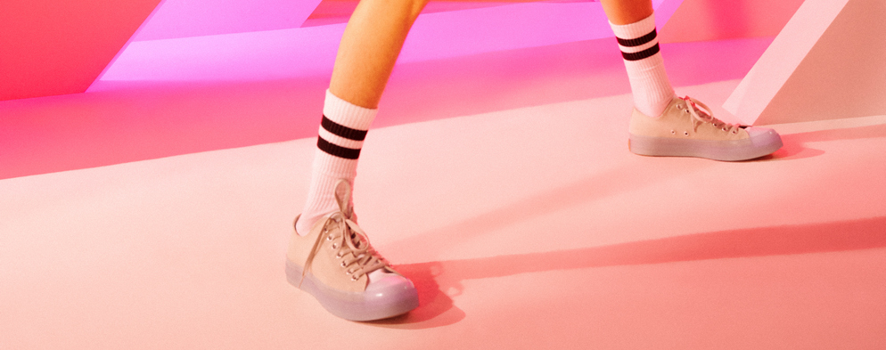 FUTURISTICKÝ DESIGN SE SPOJIL S MAXIMÁLNÍM POHODLÍM. TO JSOU NOVÉ CONVERSE CX. FUTURISTICKÝ DESIGN SE SPOJIL S MAXIMÁLNÍM POHODLÍM. TO JSOU NOVÉ CONVERSE CX.