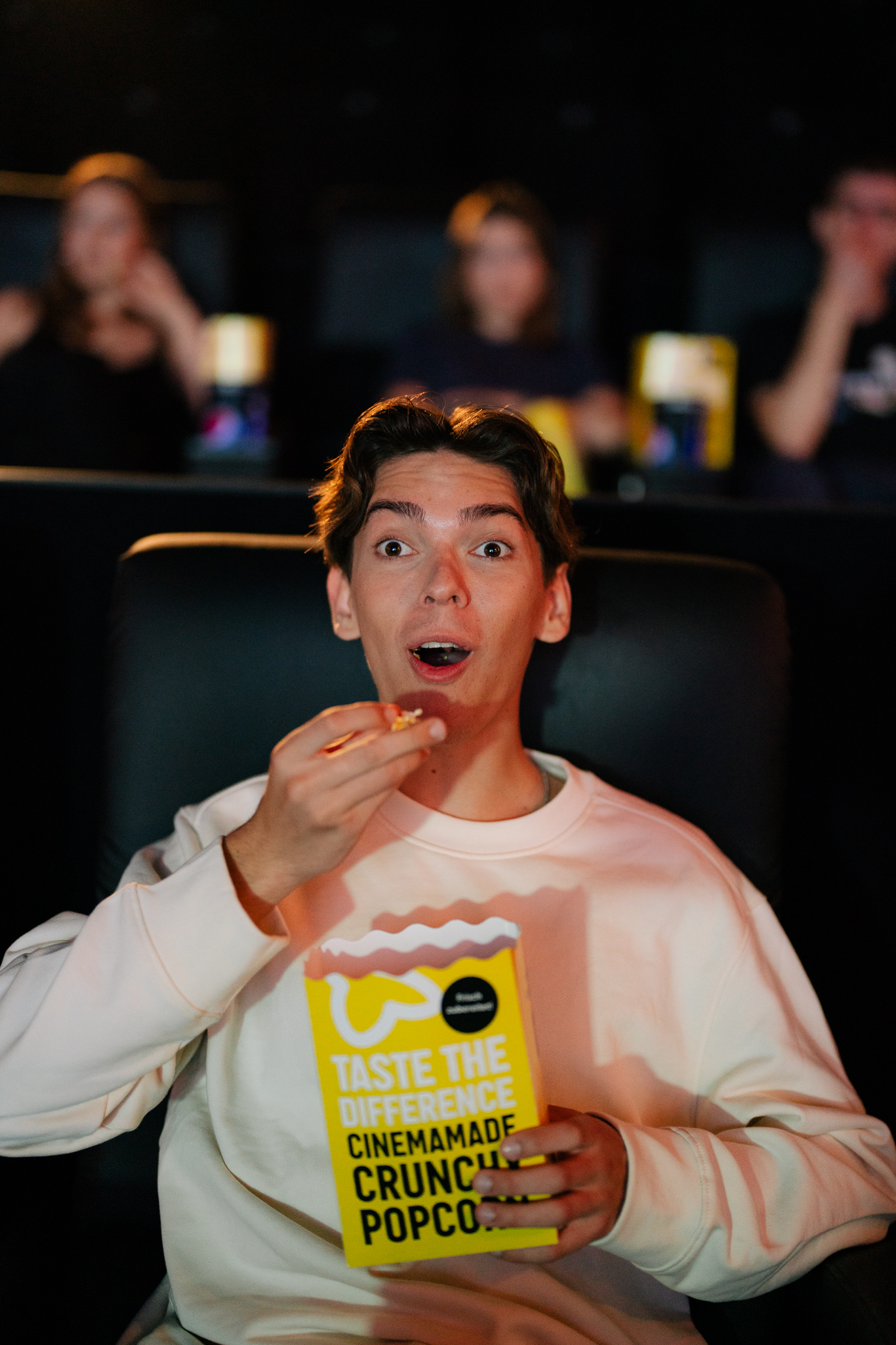 Amerikaanse Froot Loops hebben andere kleuren dan Canadese Froot Loops. :  r/mildlyinteresting, image size:1366x2048