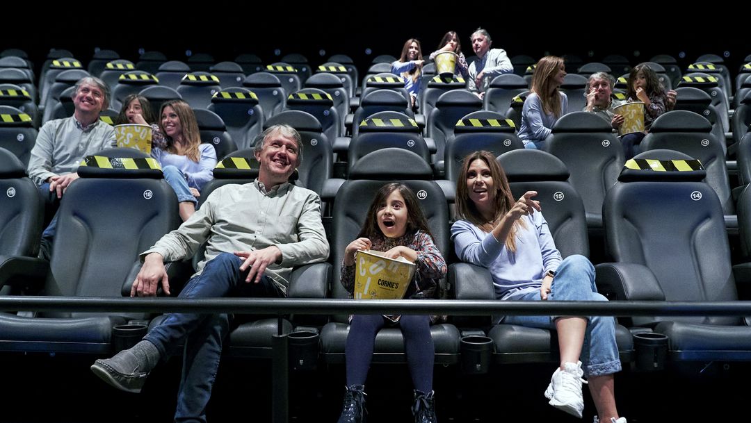 VEN A CENAR Y TE INVITAMOS AL CINE VEN A CENAR Y TE INVITAMOS AL CINE