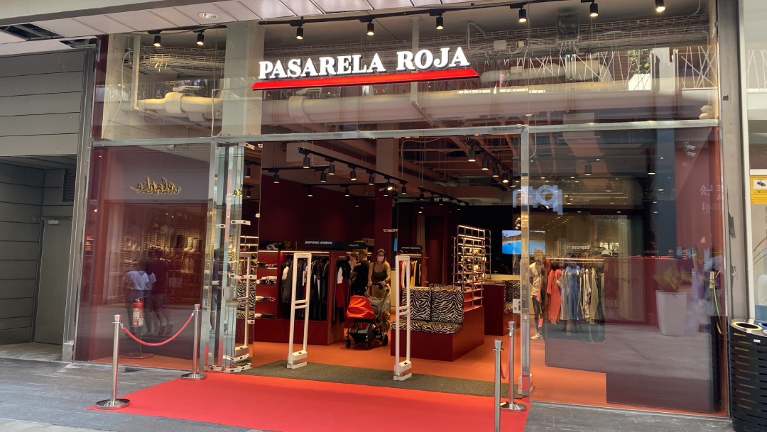 Pasarela Roja llega a Splau Pasarela Roja llega a Splau