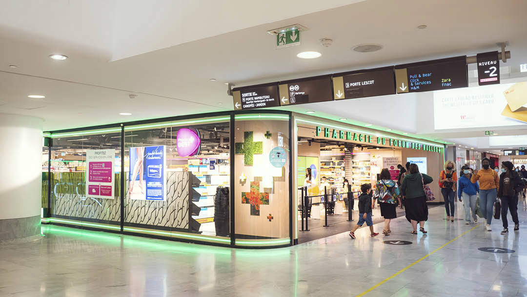 La plus grande pharmacie de Paris fête ses 1 an La plus grande pharmacie de Paris fête ses 1 an