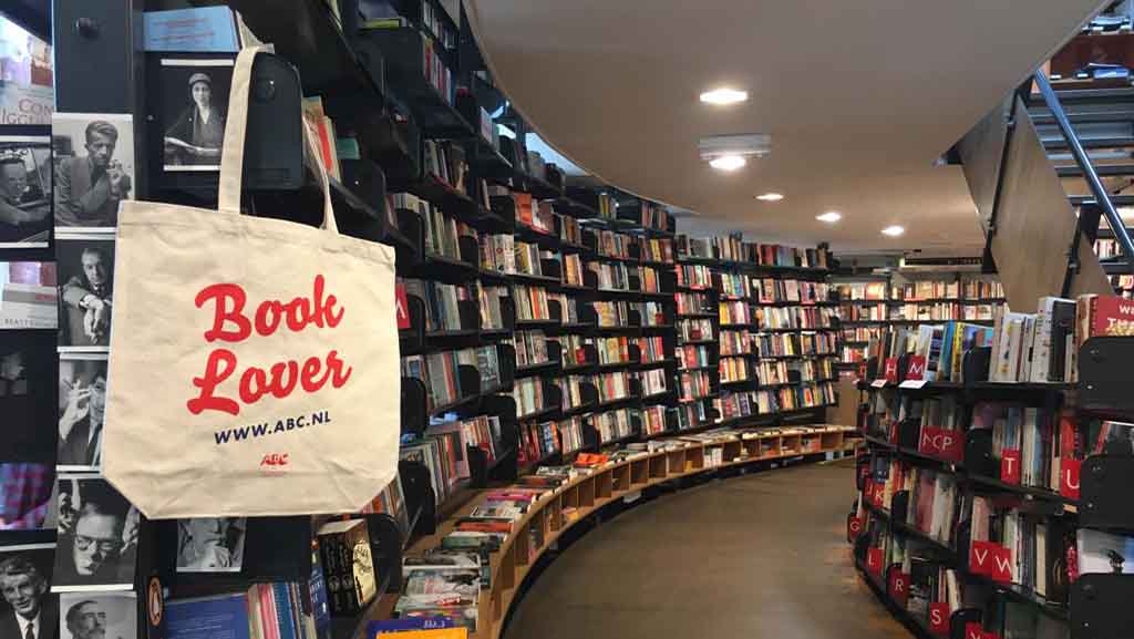 The American Book Center opent pop-up store! The American Book Center opent pop-up store!