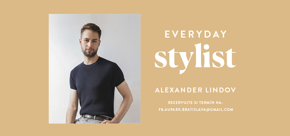 Everyday stylist Everyday stylist