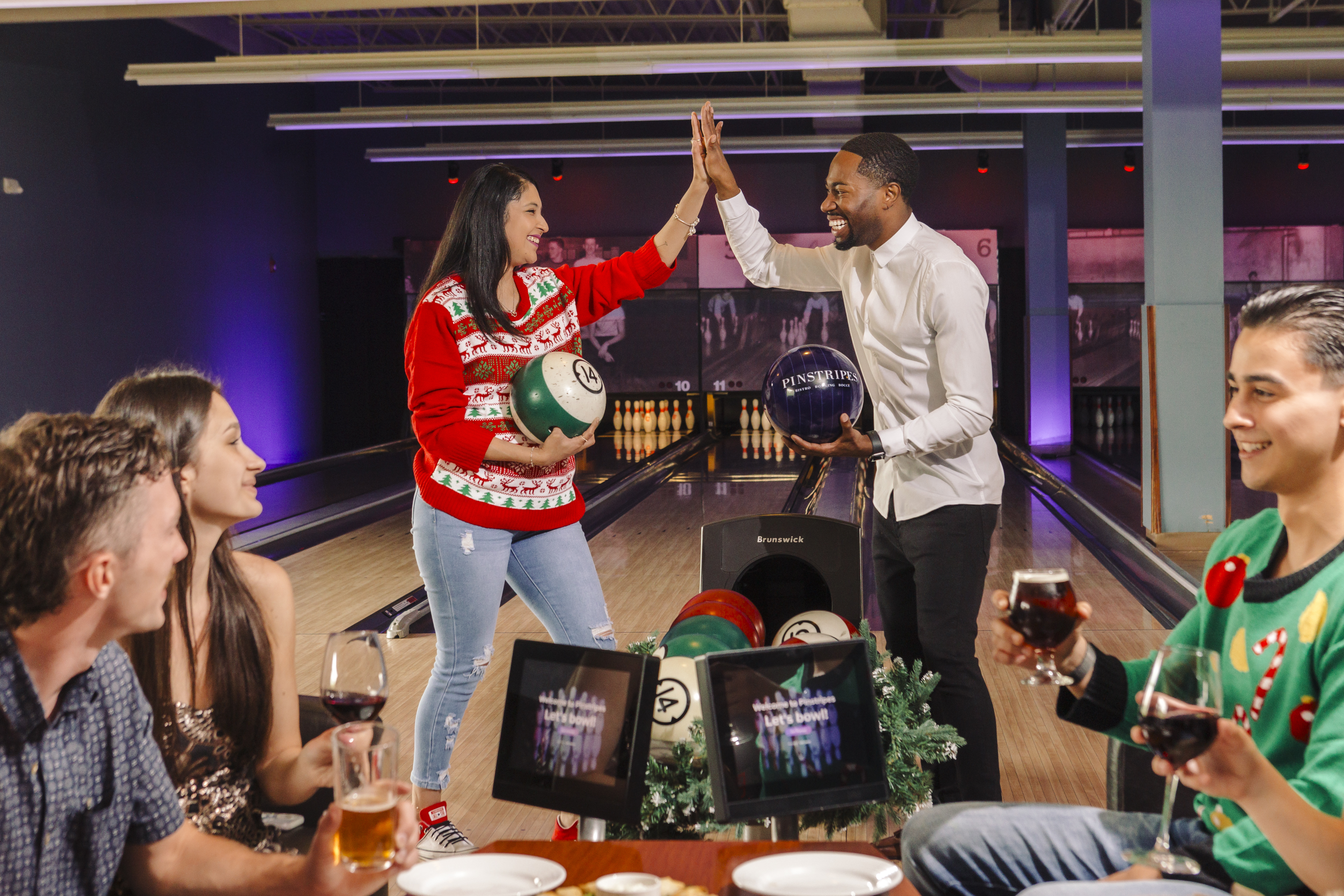 Pinstripes bowling alley opens at Westfield Topanga - L.A. Business