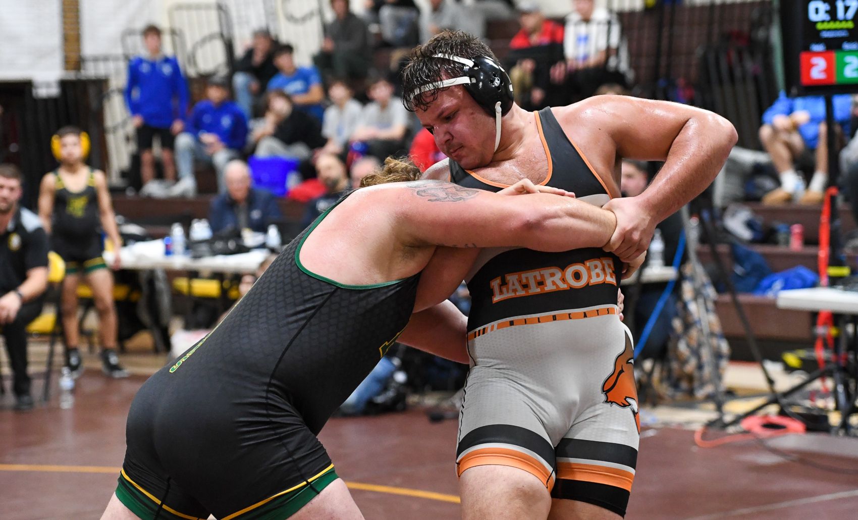 Greater Latrobe's Wyatt Held defeated Penn-Trafford's Joe Enick in ultimate tiebreaker at heavyweight in the marquee match of the night. (Photo by www.westernpasports.com)