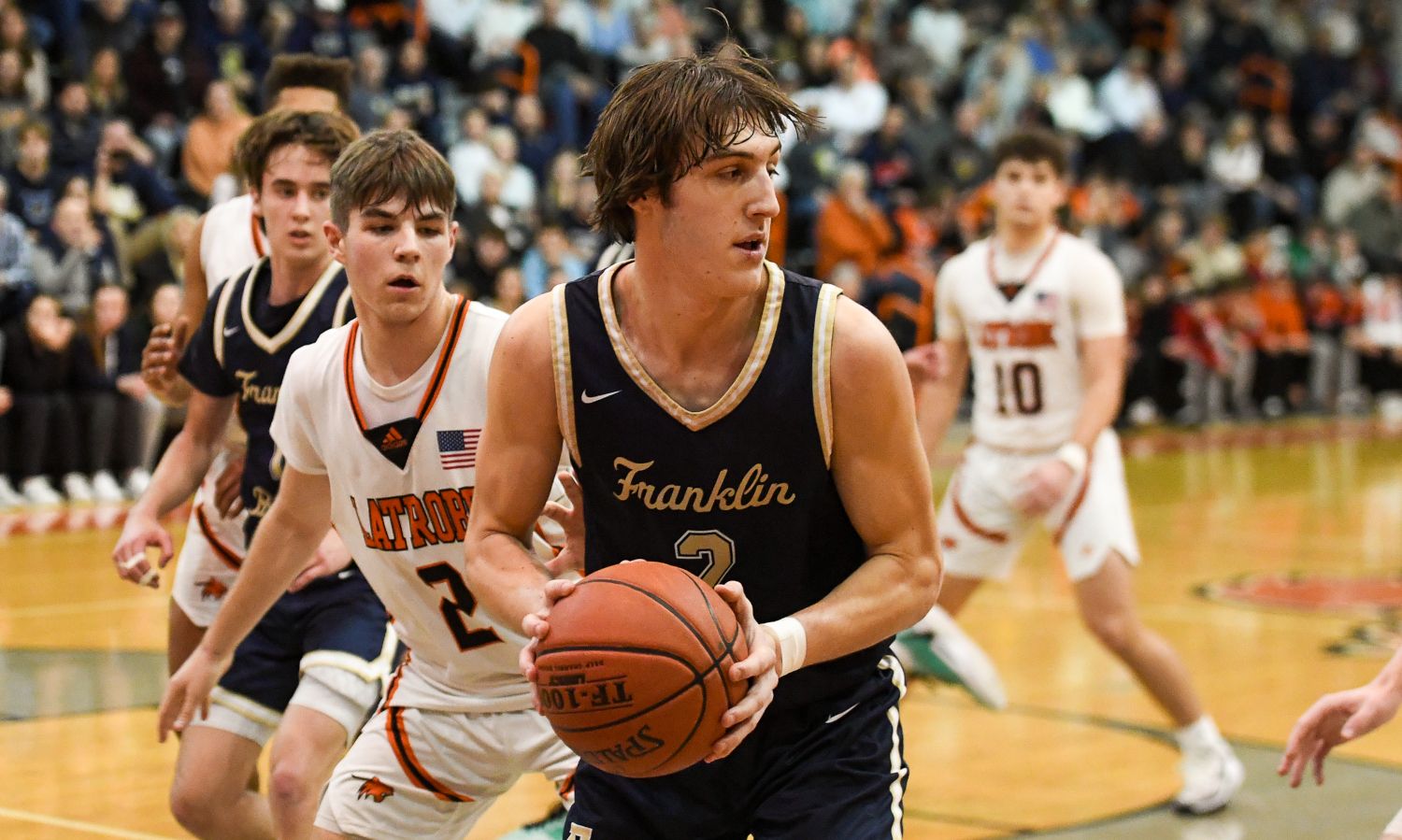 (Photo by www.westernpasports.com)