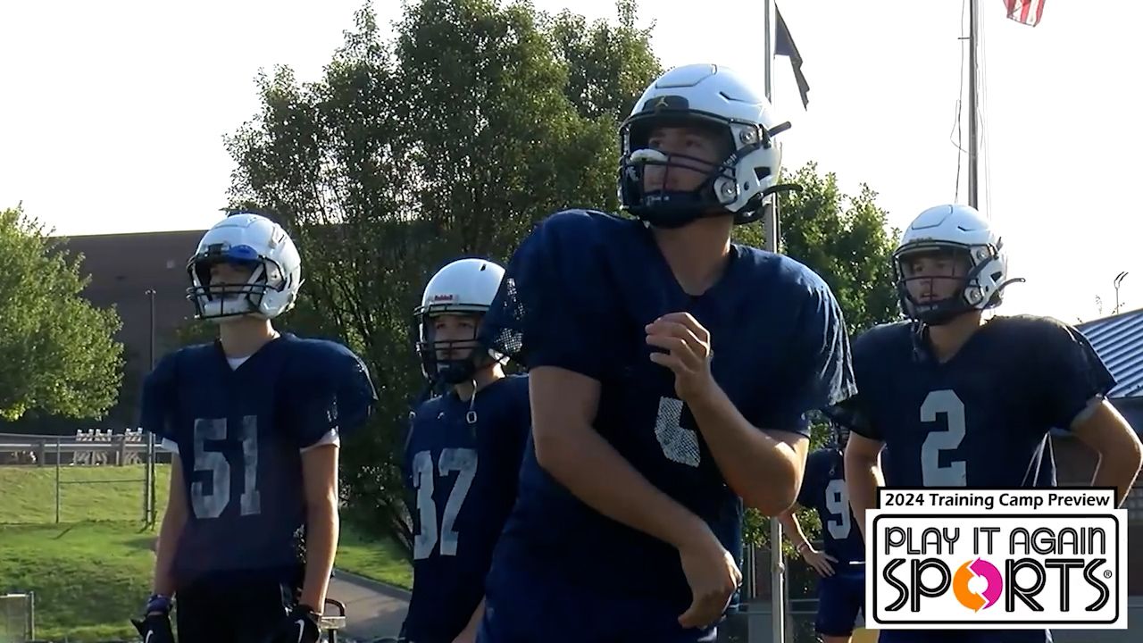 Norwin junior quarterback Tristyn Tavares helps lead the Knights this season.