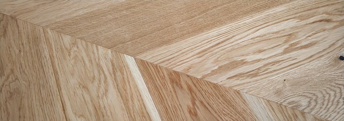 Bohus Natural Oak Brushed Matt Lacquered Chevron Parquet Flooring - Image 2