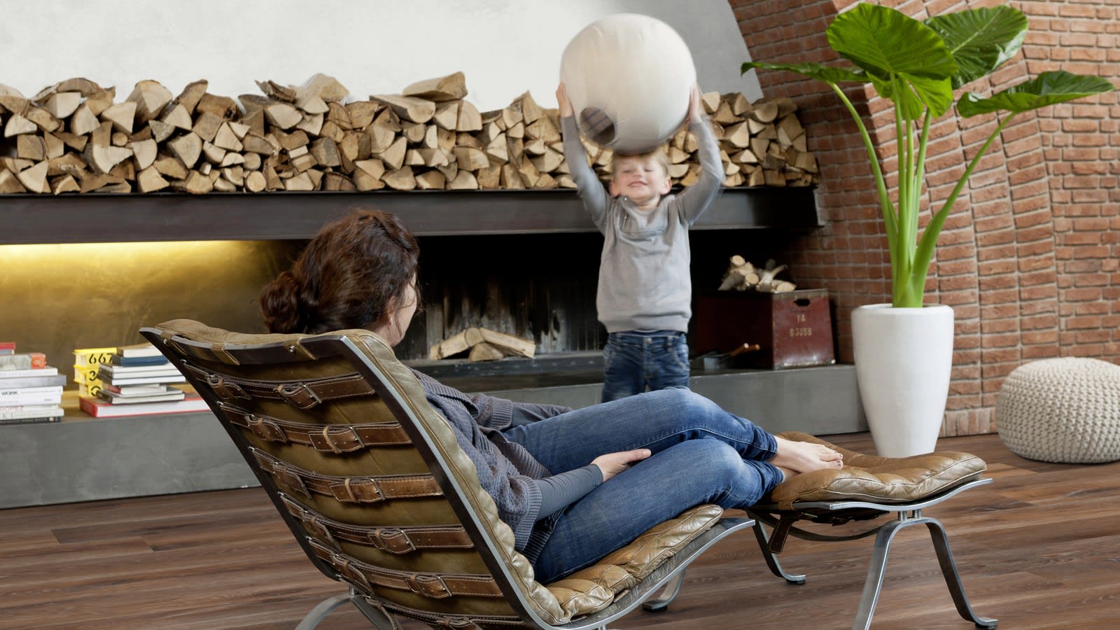 Alaskan Smoked Oak Rustic Brushed Oiled Handscraped Engineered Hardwood Flooring - Image 2