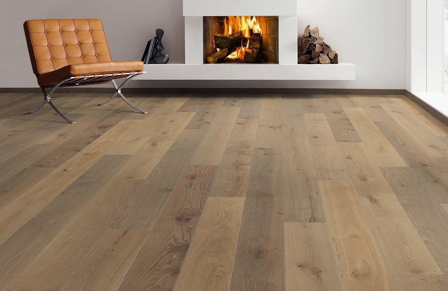 Velvet Stained Oak Brushed Natural Oiled Hardwood Flooring - Image 2