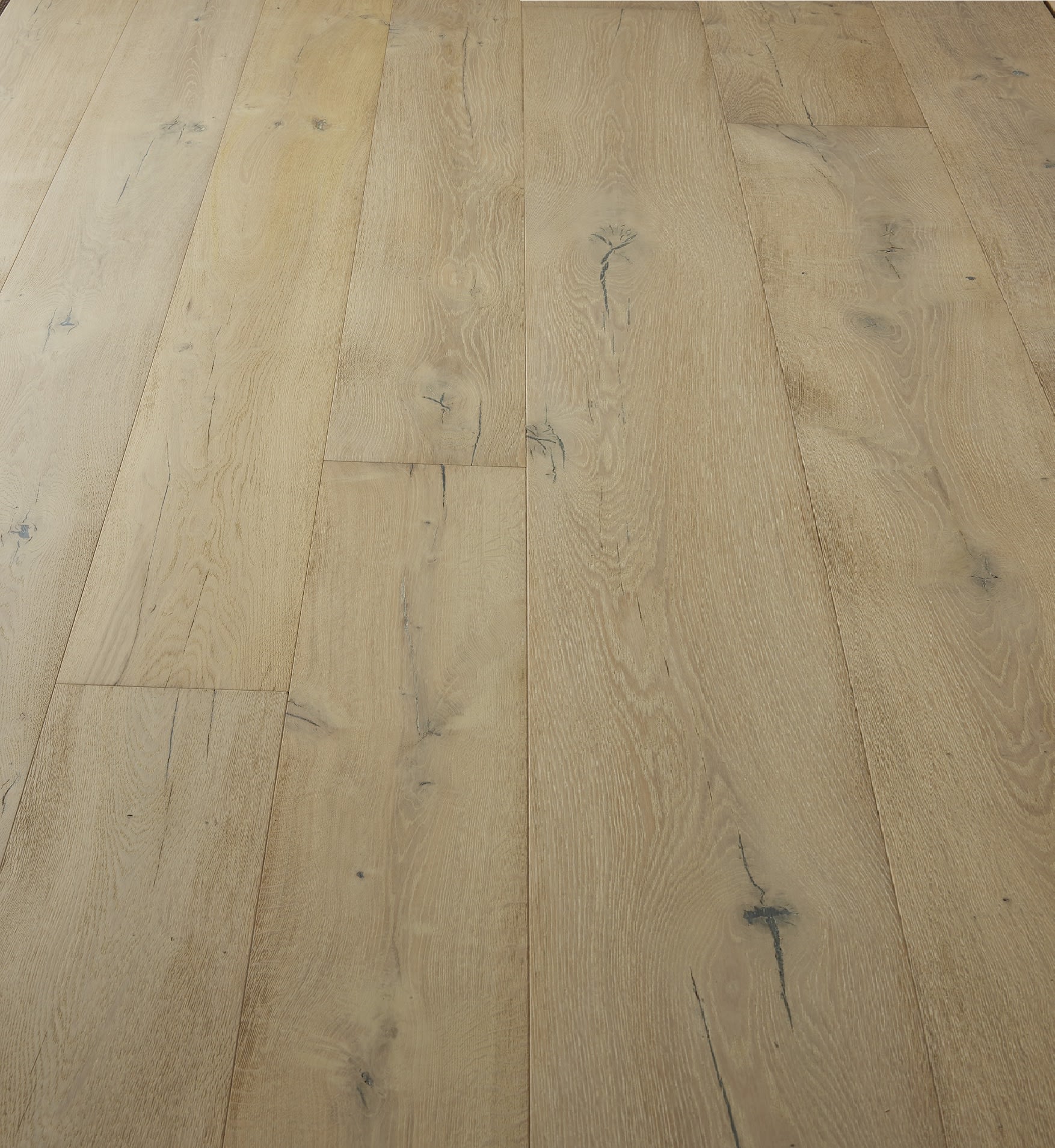 Brechin Oak Brushed Rustic Lime Dual-Width Engineered Hardwood Flooring - Image 5