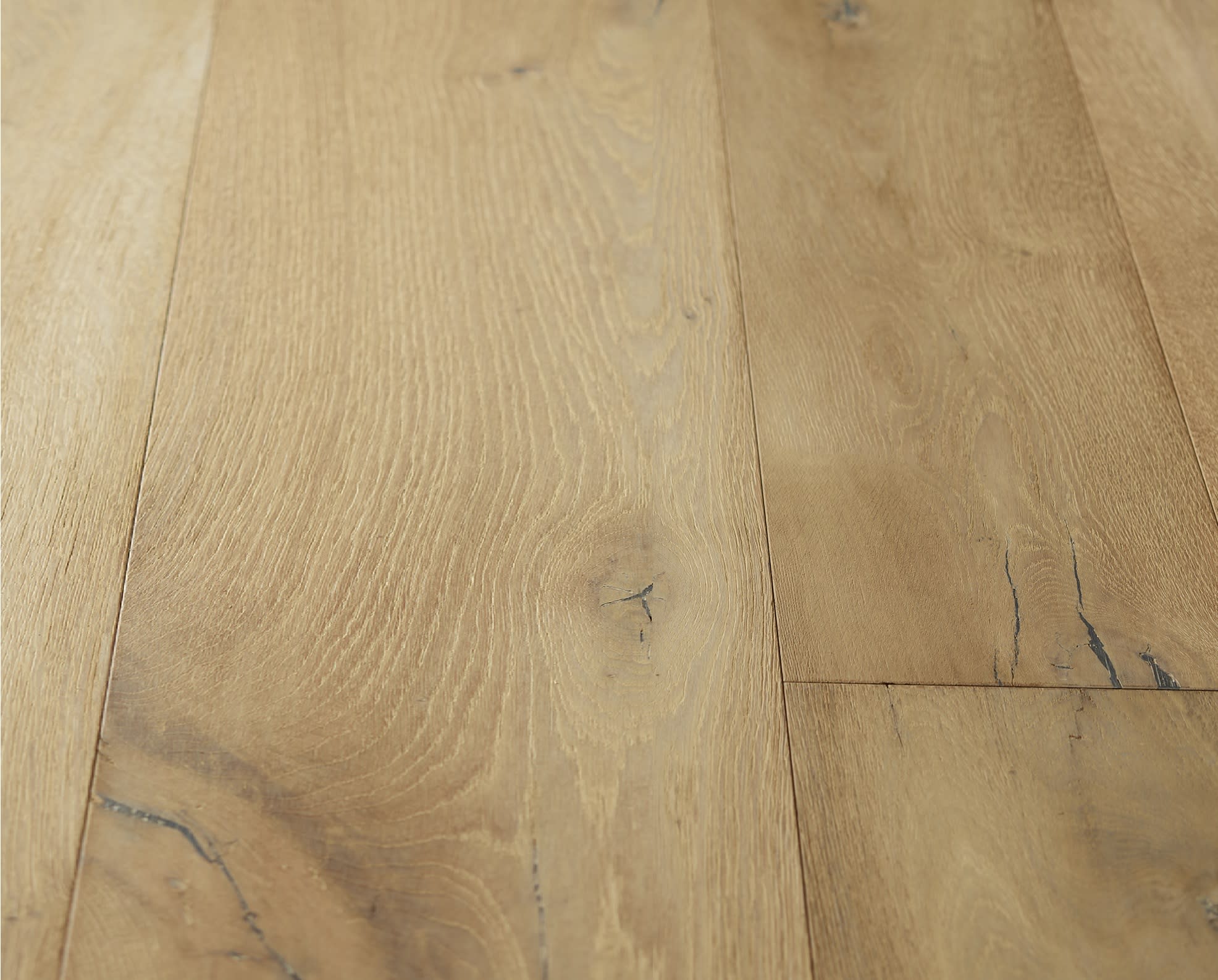 Oban Oak Brushed Pearl Grey Stained Dual-Width Engineered Hardwood Flooring - Image 4
